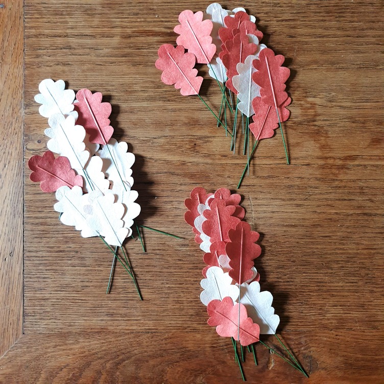 photo étape 6 fleurs tuto chêne