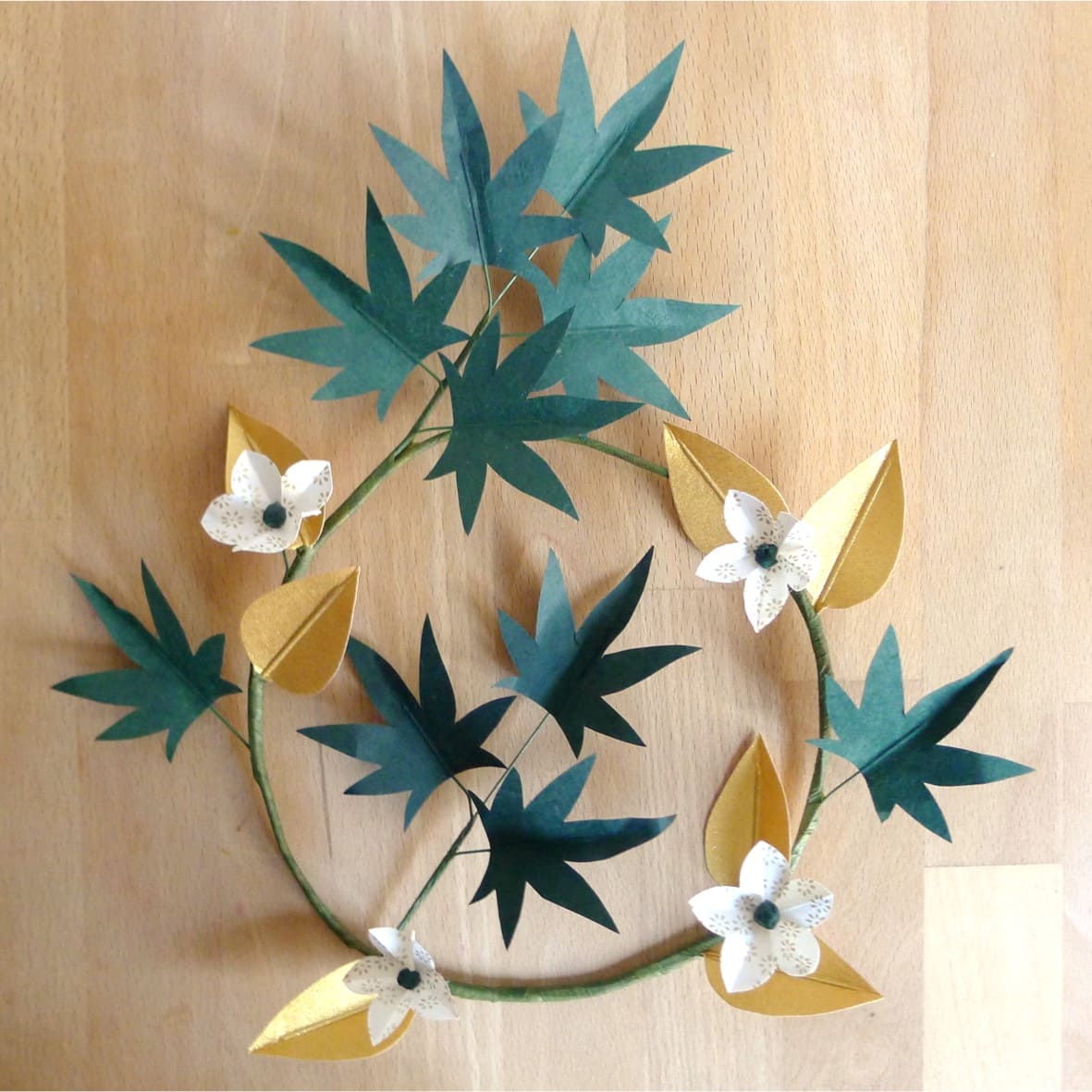 photo étape 4 montage couronne